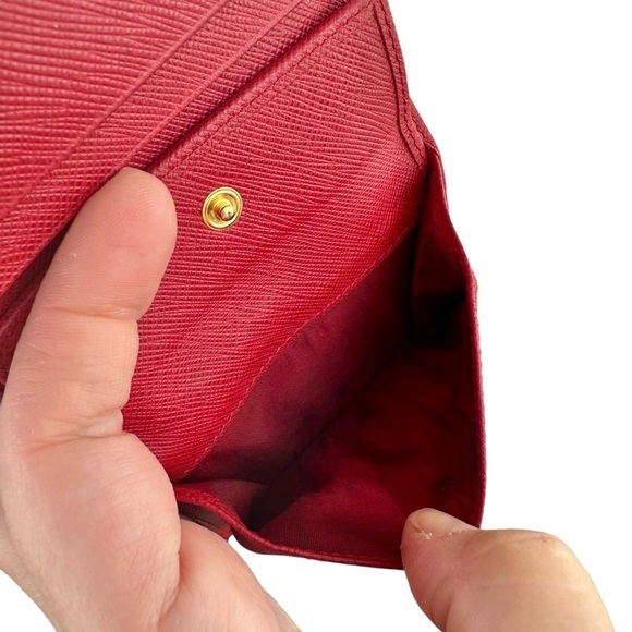 Authentic PRADA Red Saffiano Leather Trifold Wallet with Box & Cards - Picture 12 of 15